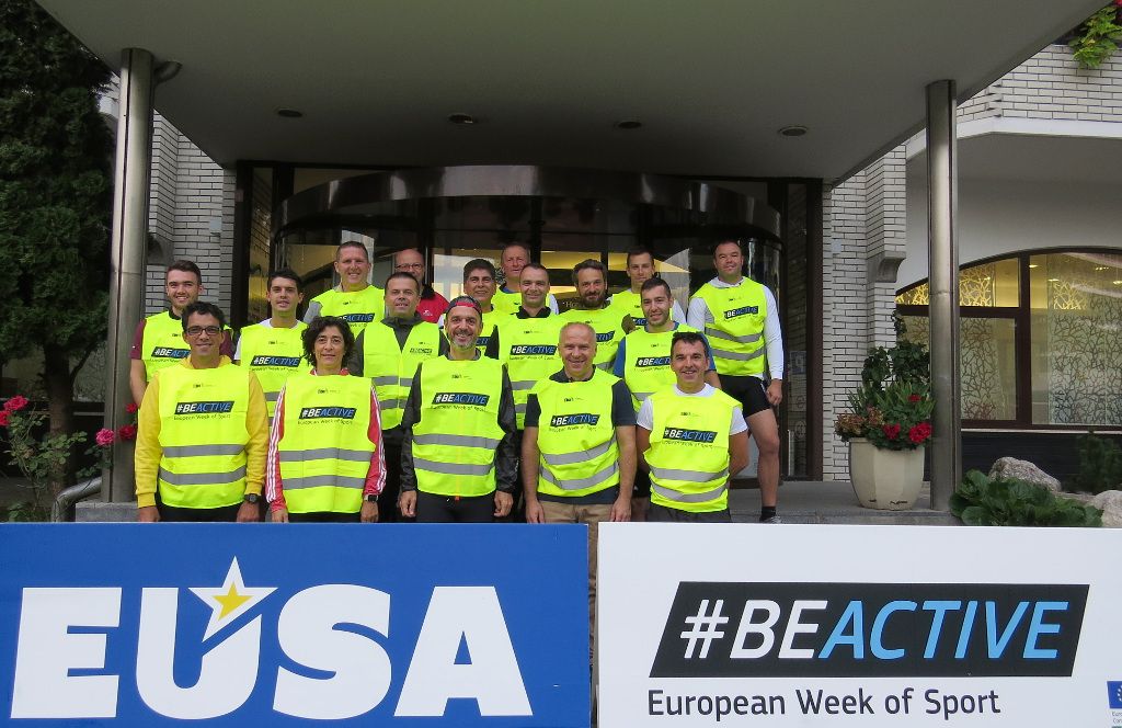Participants of the EUSA #beactive run