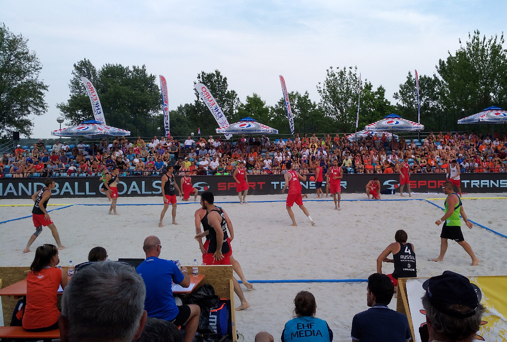 Competitions held in front of full tribunes