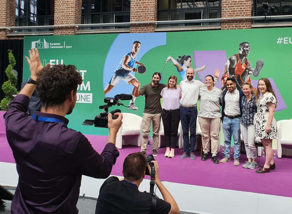 Plenary presentation of youth ideas