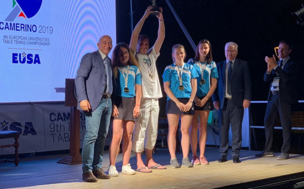 Ekaterina and team at EUC Table Tennis 2019