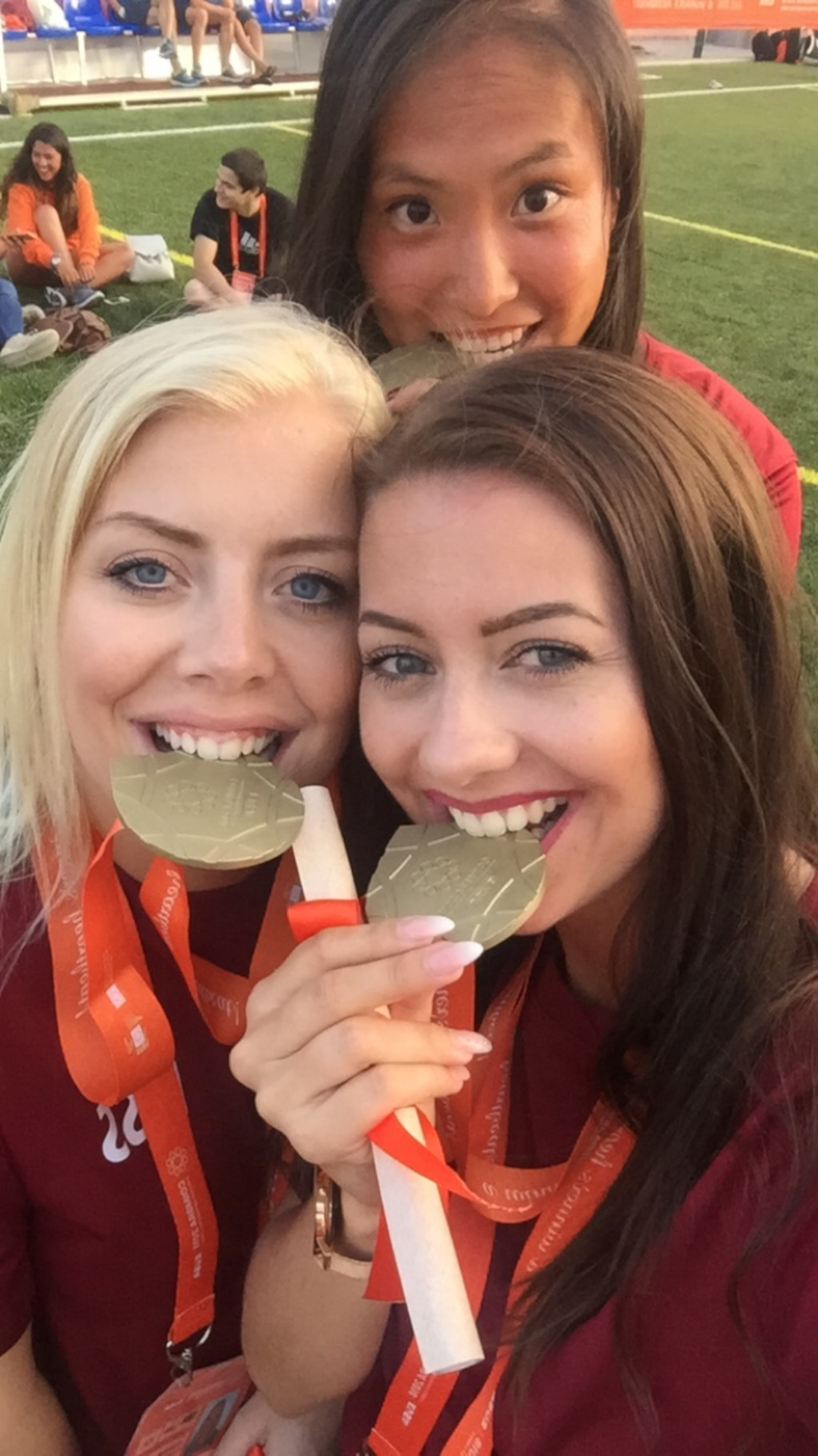Heidrun Sigurdardottir celebrating