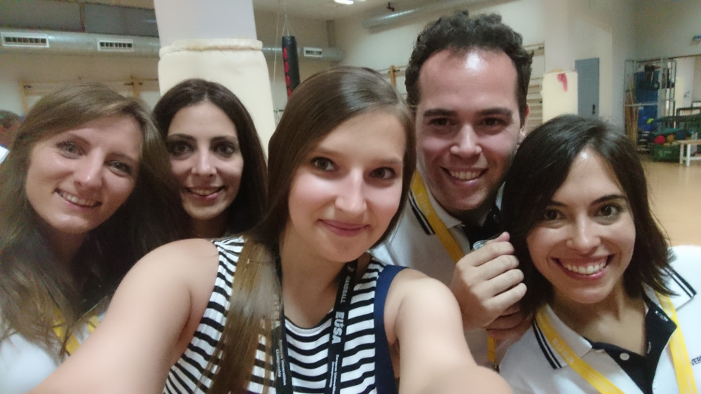 Maja Pokorniecka Group Selfie EUSA Handball 2017