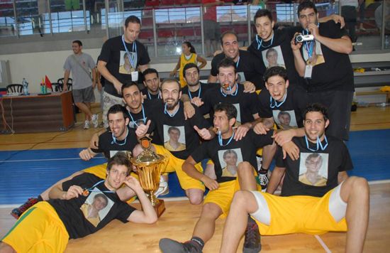 Men's winning team 2010 Men's winning team 2010