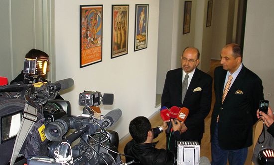 EUSA nad NOC Presidents address the press EUSA nad NOC Presidents address the press