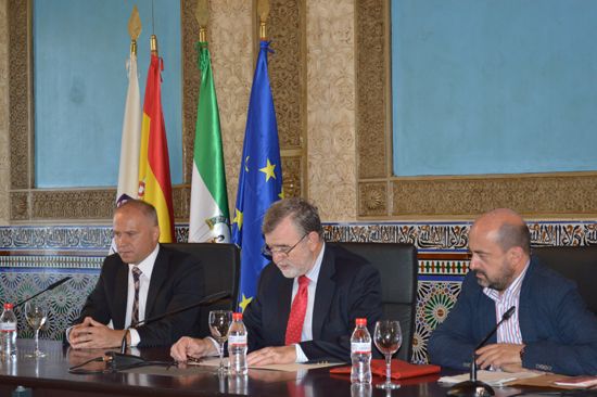 Speakers at the reception: Mr Roczek, Mr Roldan and Mr Torres Speakers at the reception: Mr Roczek, Mr Roldan and Mr Torres