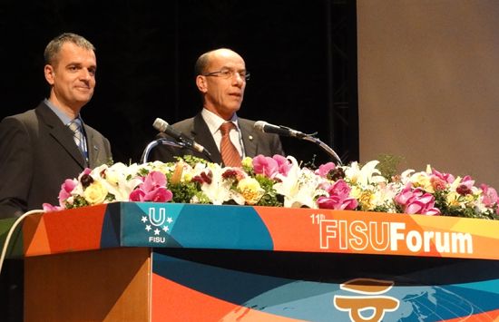 Mr Pecovnik and Mr Eder presenting EUSA and its activities Mr Pecovnik and Mr Eder presenting EUSA and its activities