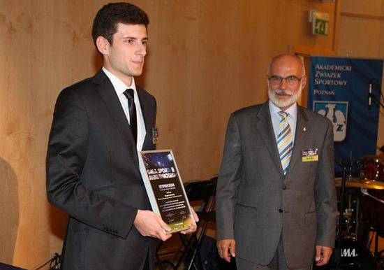 AZS President awarding scholarship recipient Mr Kacper Czarnota AZS President awarding scholarship recipient Mr Kacper Czarnota