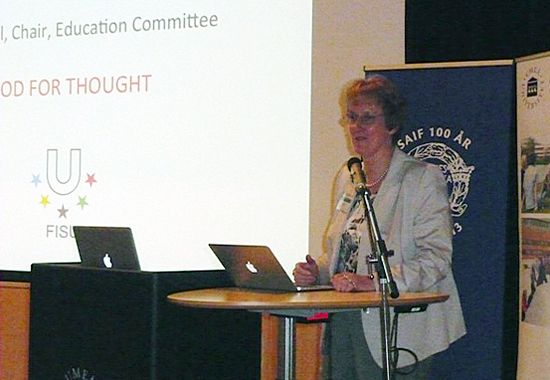 Mrs Odell closing the event Mrs Odell closing the event