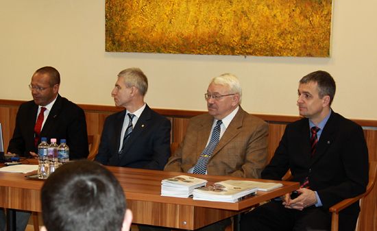 Press conference Press conference