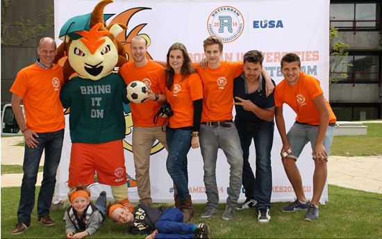 Organisers, Roffa, the mascot and the volunteers Organisers, Roffa, the mascot and the volunteers
