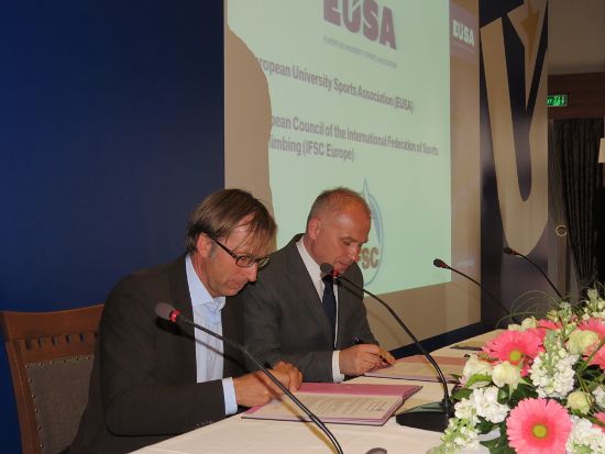 Signing of cooperation agreement between EUSA and IFSC Europe
