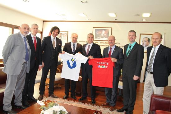 EUSA Family delegation received by the Mayor of Denizli Mr Zolan EUSA Family delegation received by the Mayor of Denizli Mr Zolan