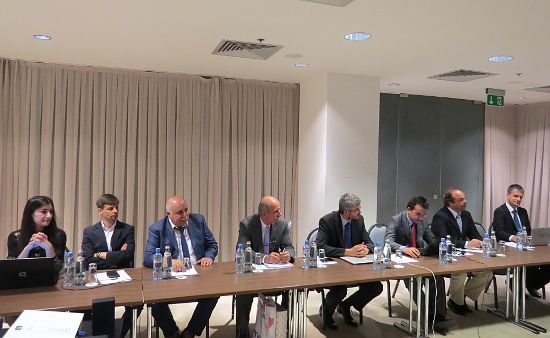 Reports and discussions Reports and discussions