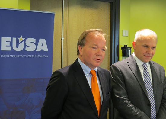 Welcome by Mr Sikkens and Mr Roczek Welcome by Mr Sikkens and Mr Roczek