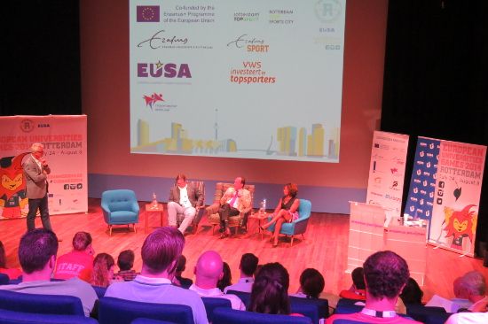 Discussions in masterclass Discussions in masterclass