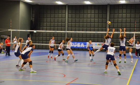 Volleyball women final competition