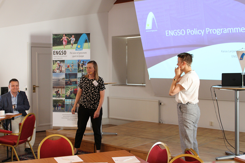 Ms Heidi Pekkola and Ms Kaisa Larjomaa presenting ENGSO policy