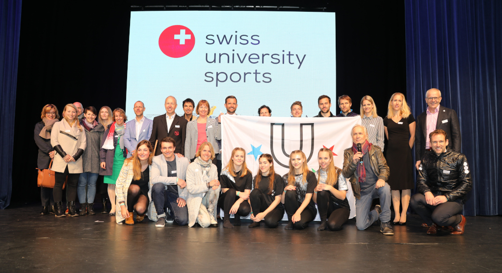 Group photo after Swiss Student Sports awards dinner