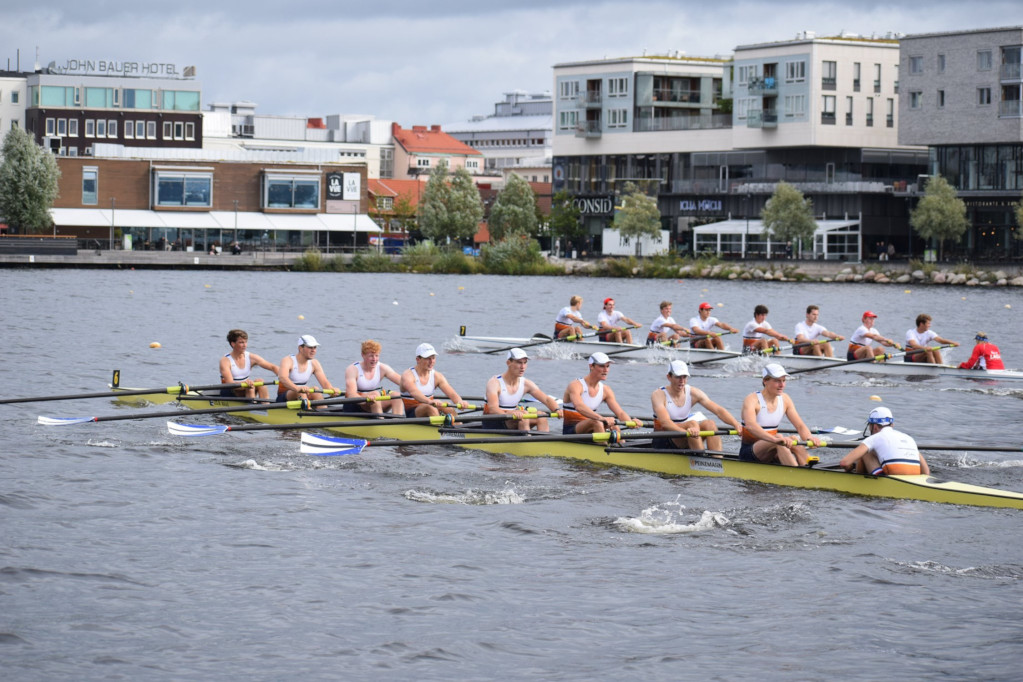 Rowing 8s EUC2019