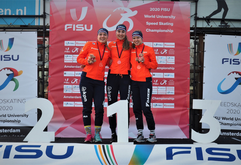 Ladies podium 1500m FISU WUC Speed Skating