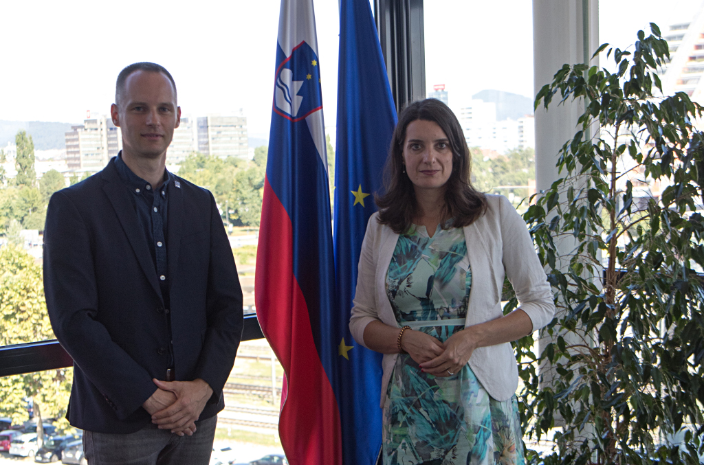 EUSA Communications and Projects Manager Mr Andrej Pisl interviewing Slovenian Minister of Education, Science and Sport Ms Simona Kustec
