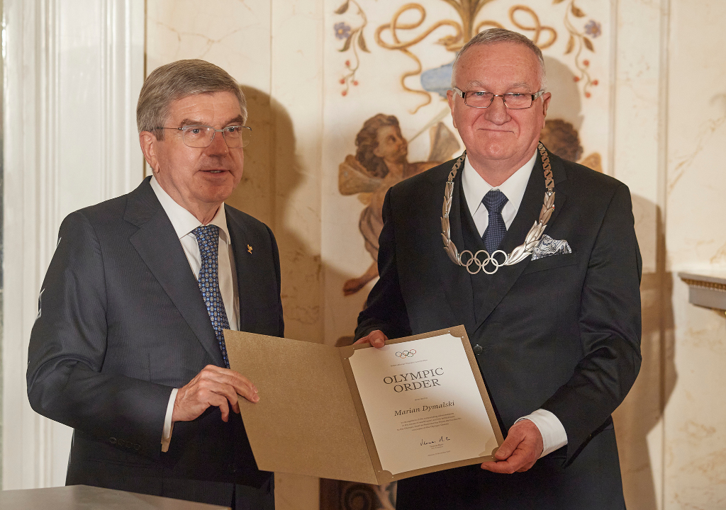 Olympic Order presented to Mr Dymalski by IOC President Mr Thomas Bach