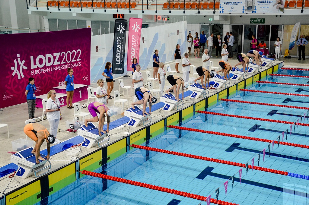 swimming kick off EUG22