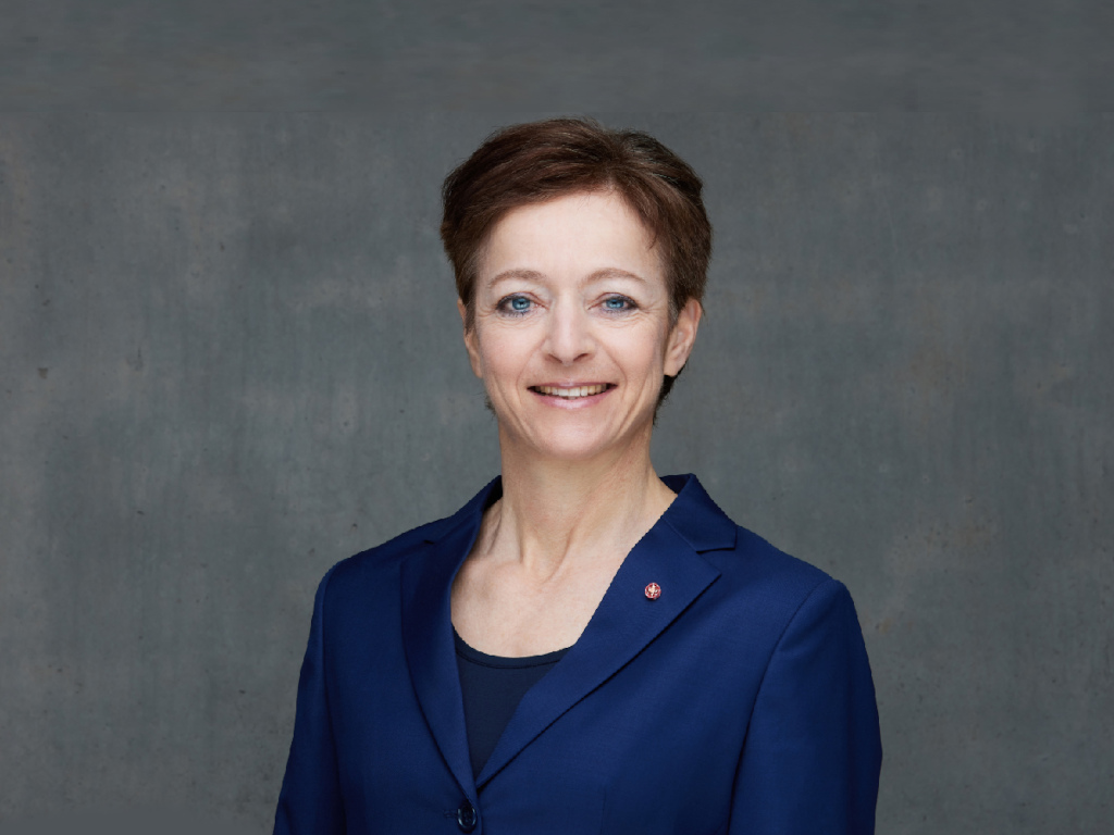 Sarah Lewis, new FISU Deputy Secretary General