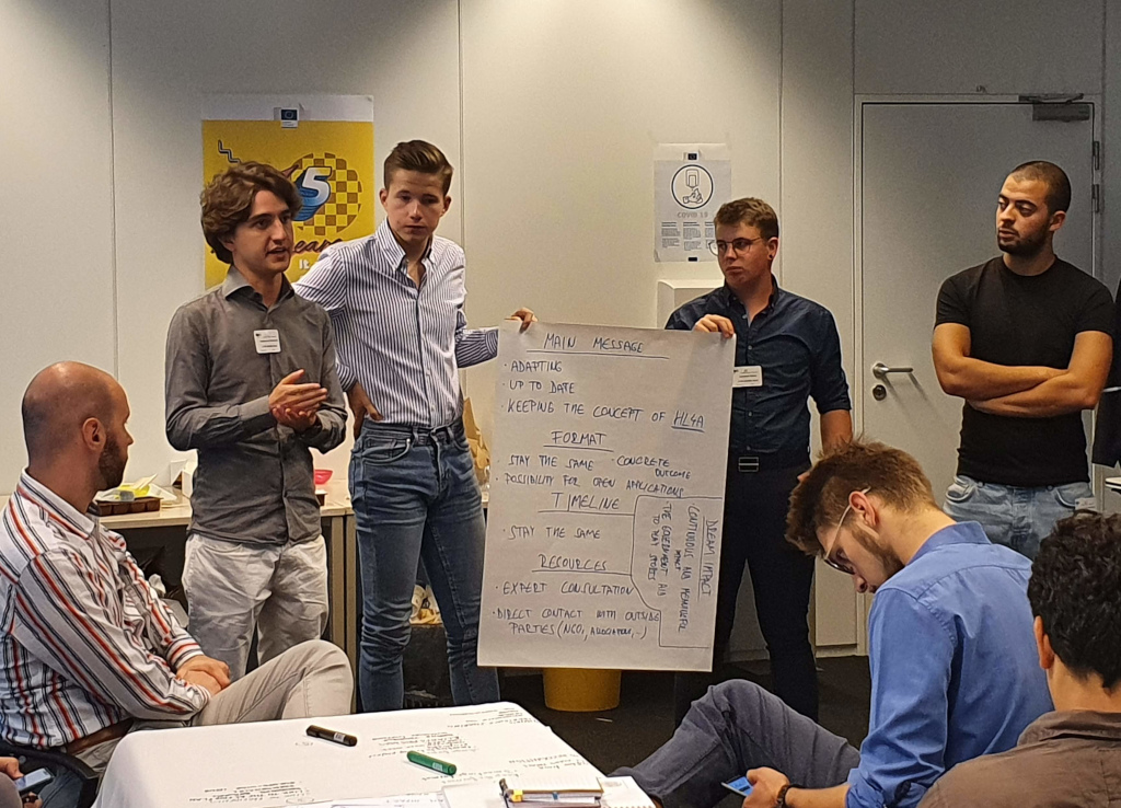 Workshops in smaller groups