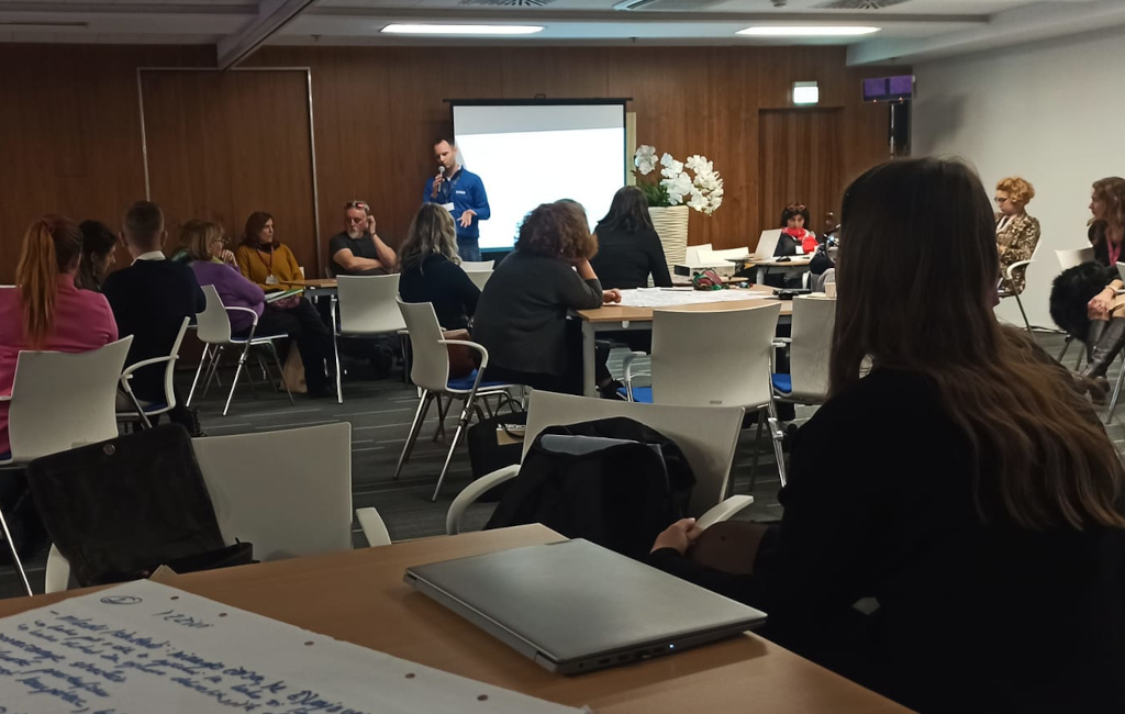 EUSA Communications and Projects Manager Mr Andrej Pisl attending the workshops