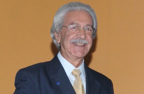 Mr Dinos Pavlou Mr Dinos Pavlou