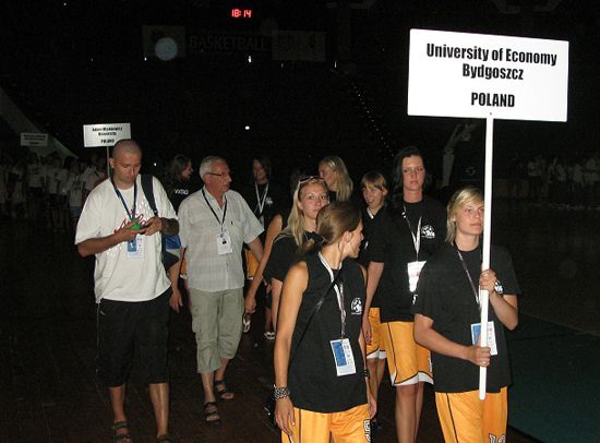 Athletes march Athletes march