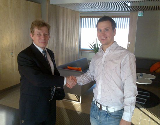 Pertti Liljeroos from Juvenes Catering and Jussi Kuusela from FC Johtajat Pertti Liljeroos from Juvenes Catering and Jussi Kuusela from FC Johtajat