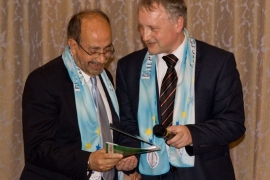 Mr Gualtieri receives honorary degree